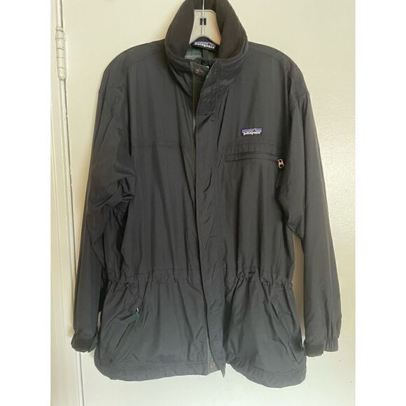 Patagonia Jackets & Blazers - Vintage Patagonia rain jacket Size S in Black